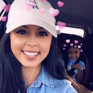 Meet your Posher, Liza